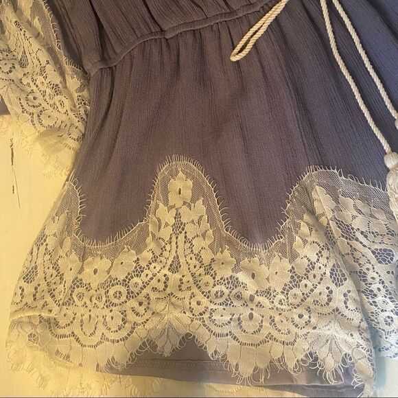 UMGEE slate blue lace hem romper - Picture 5 of 12
